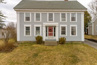 74 Church St, Damariscotta, ME 04543