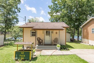 11216 Holiday Shores Dr, Bismarck, MO 63624