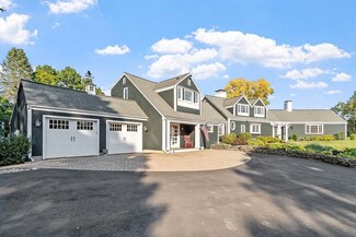 100 Court St, North Andover, MA 01845