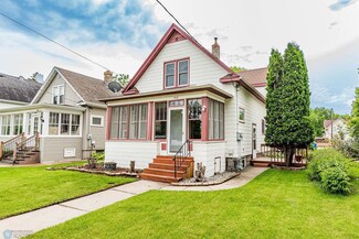 708 Elm St N, Fargo, ND 58102