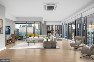 200 N 16th St Unit 724, Philadelphia, PA 19102