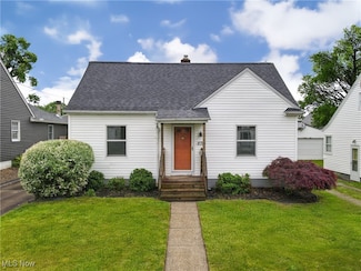 878 N Firestone Blvd, Akron, OH 44306
