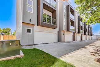 5638 Dolores St, Houston, TX 77057