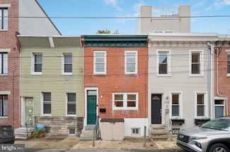 2122 Pemberton St, Philadelphia, PA 19146