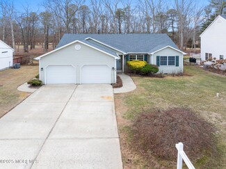 961 Buccaneer Ln, Manahawkin, NJ 08050