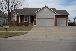 2925 N Rough Creek Rd, Derby, KS 67037