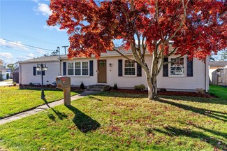 97 Becker Ave, Riverside, RI 02915