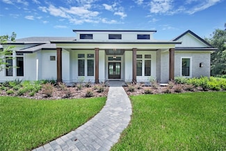 937 Old Welcome Rd, Lithia, FL 33547