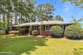 3015 Carey Rd, Kinston, NC 28504
