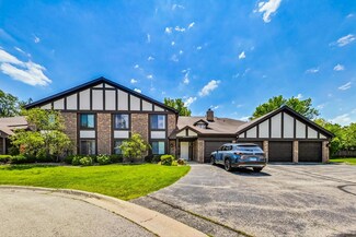 5844 Buck Ct Unit 544, Westmont, IL 60559