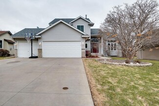11010 Oakwood Ln N, Champlin, MN 55316
