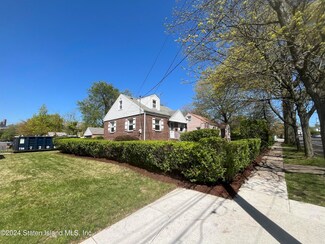 401 Netherland Ave, Staten Island, NY 10303