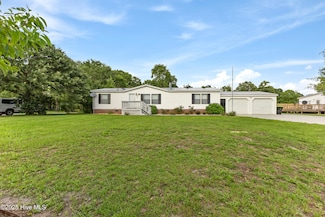 8932 Black Chestnut Dr NE, Leland, NC 28451