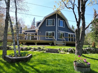 11 Beethoven Ln, West Enfield, ME 04493