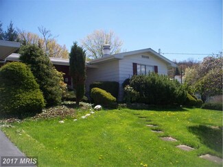 206 Mckinley St, Westernport, MD 21562