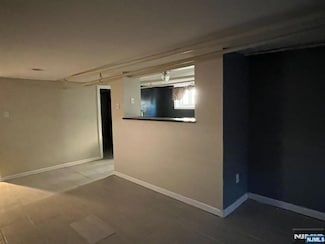 65 Westcott St, East Orange, NJ 07017