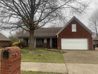 4027 Meadow Field Ln, Bartlett, TN 38135