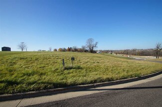 316 Diamond Oaks Dr, Dodgeville, WI 53533