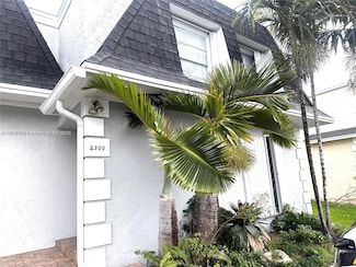 2300 NE 7th St Unit 25, Hallandale Beach, FL 33009