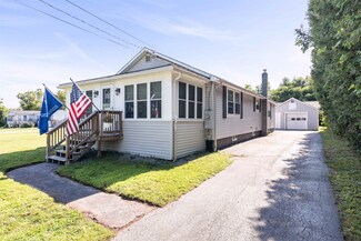 32 Pearl Ave, Saint Albans, VT 05478