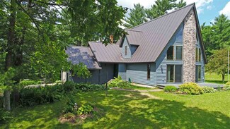 10174 Yellow Brick Rd, Amherst, WI 54406