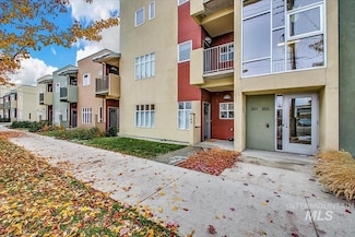 1463 W Grand Ave Unit 104, Boise, ID 83702