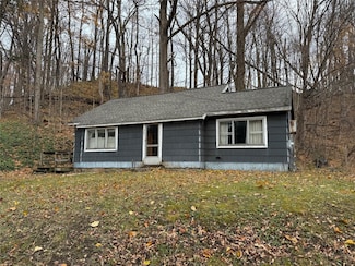 391 Malbett Place, North East, PA 16428