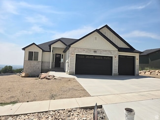 3033 N Mountain Rd, Harrisville, UT 84414