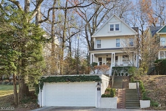 62 Mountain Ave, Summit, NJ 07901