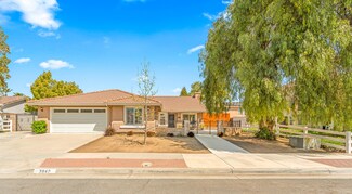3842 Paris St, Hemet, CA 92545