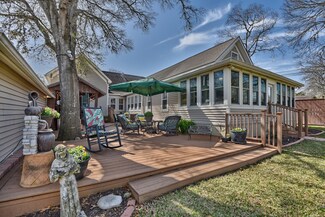 558 N Madison St, La Grange, TX 78945