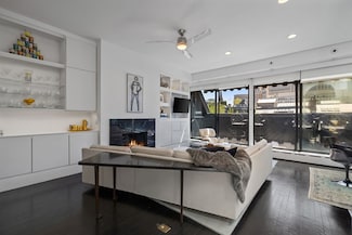 81 Marlborough St Unit PH, Boston, MA 02116