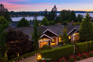 4225 92nd Ave NE, Yarrow Point, WA 98004