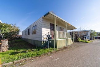 112 Rio Vista Ln, Red Bluff, CA 96080