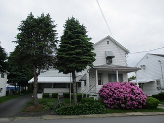 506 W Grace St, Old Forge, PA 18518