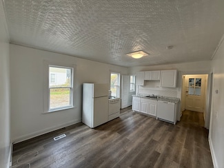 174 Brentwood Ave Unit 1st Floor, Fairfield, CT 06825