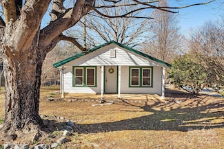 54 Jones Cir, Fletcher, NC 28732