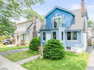 25 Grand Ave, East Orange, NJ 07018