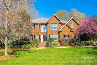 711 Brook Creek Ct, York, SC 29745