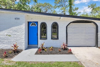 8764 Darlington Dr, Jacksonville, FL 32208