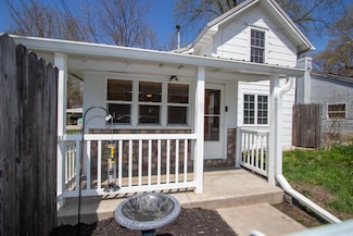 209 W Snyder Rd, Westville, IN 46391