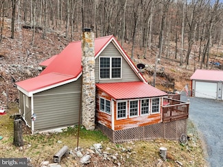 431 Butterfly Ln, Paw Paw, WV 25434