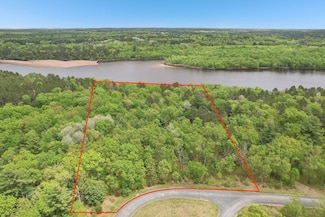 N2680 & N2688 River Highland Dr, Lyndon Station, WI 53944