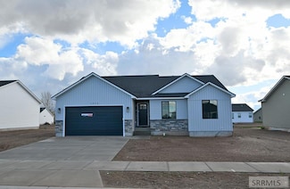 3092 Peacock Ln, Ammon, ID 83406