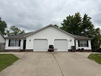 5703 and 5705 Cedar St, Paragould, AR 72450