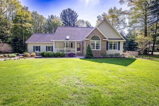 3996 N Scenic Dr, Whitehall, MI 49461