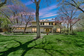 18879 W Arbor Blvd, Grayslake, IL 60030