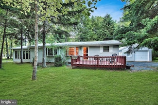136 Squaw Trail, Pocono Lake, PA 18347