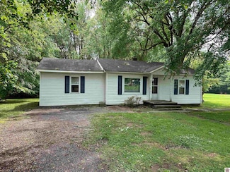 13230 Woodville Rd, Kevil, KY 42053