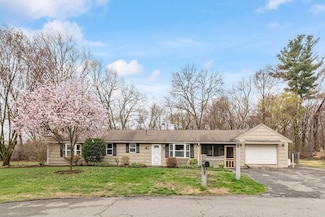 40 Elizabeth Rd, Billerica, MA 01821